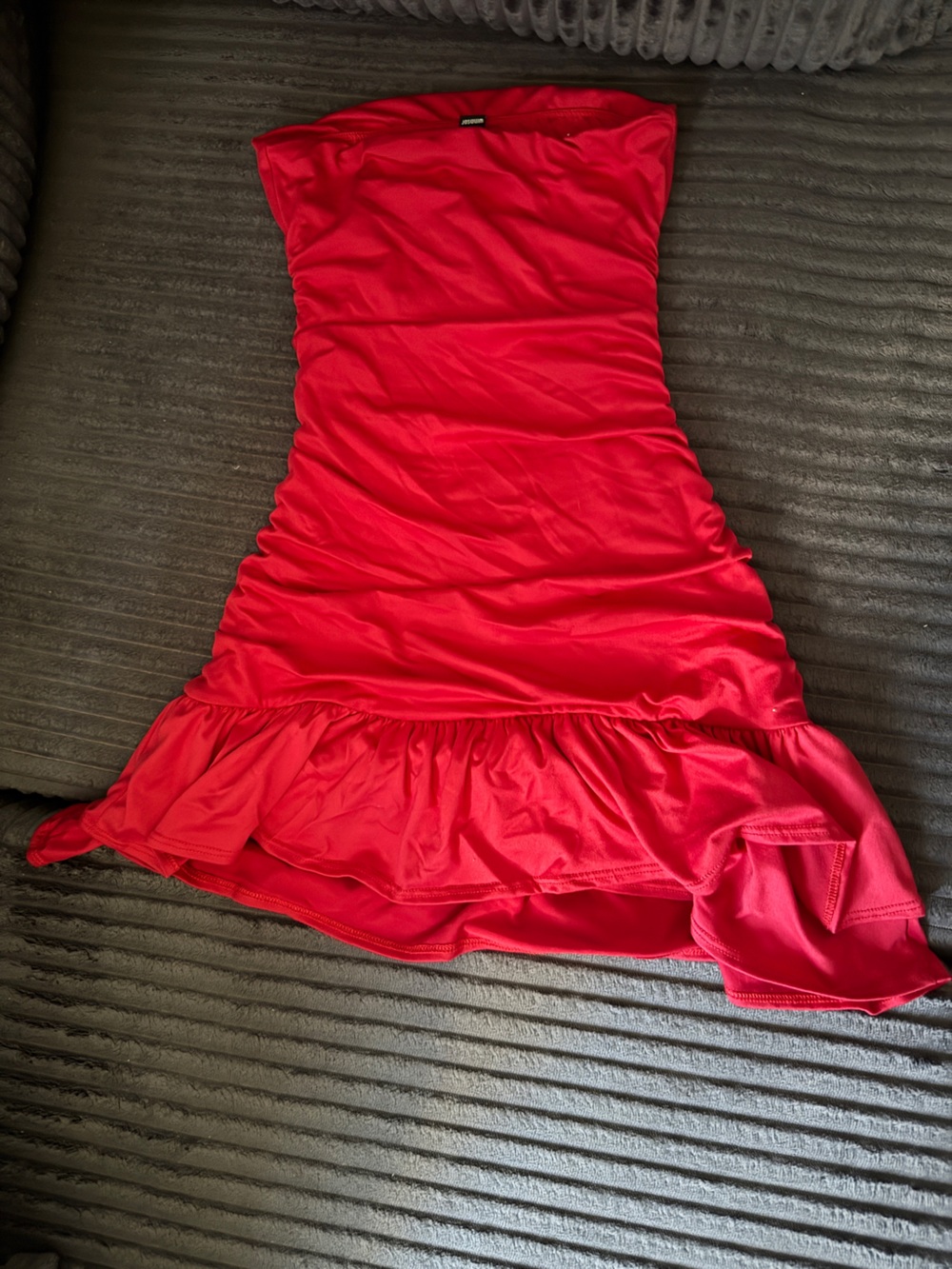 Windsor Strapless Ruffled Red Sleep Slip - Picture 2 of 3